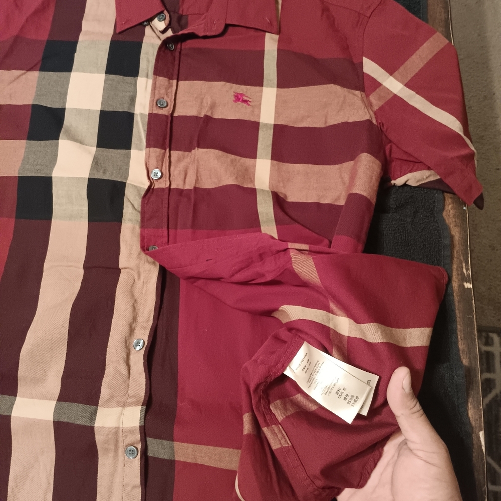 Burberry button up short sleeve